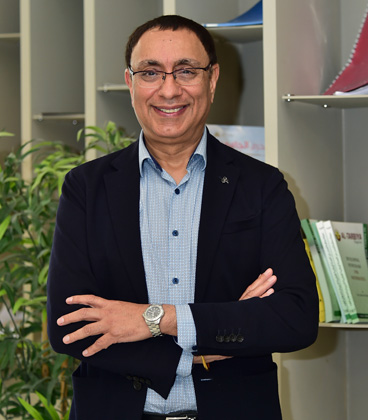 Prof Mandeep Duggal